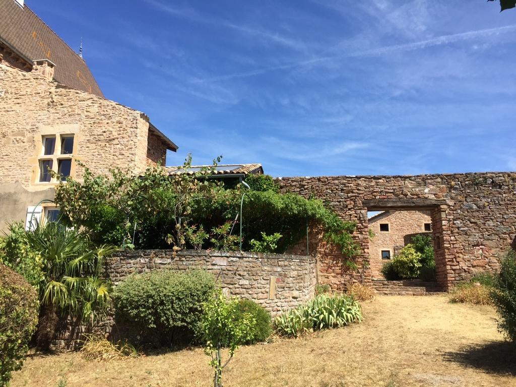 Le Vieux Chateau Bed and Breakfast Leynes Kamer foto