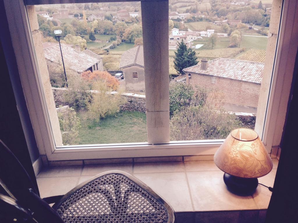 Le Vieux Chateau Bed and Breakfast Leynes Kamer foto